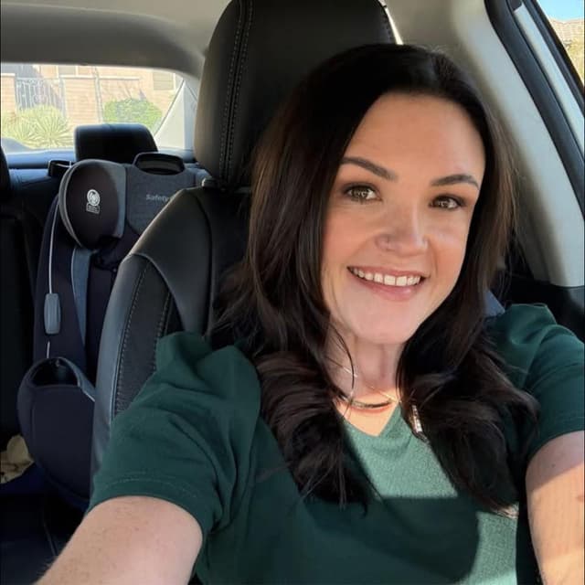 Ashley R